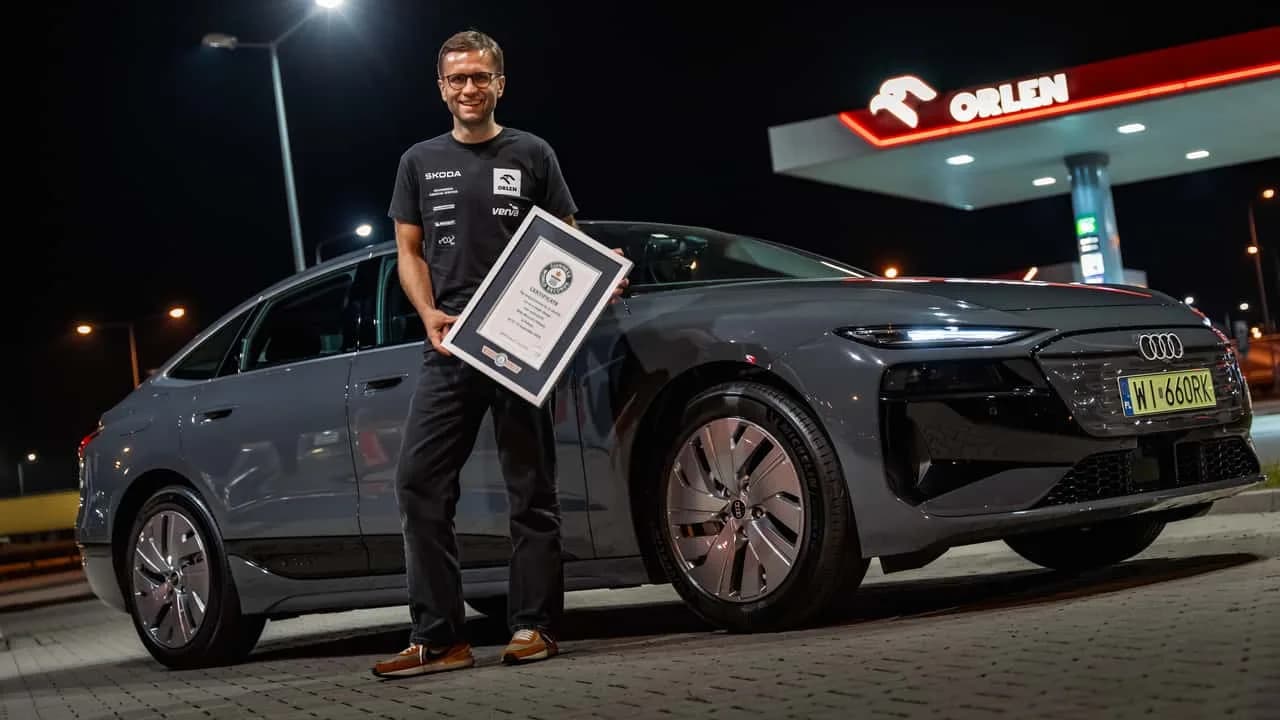 Audi A6 Sportback E-Tron på en polsk väg under Guinnessförsöket