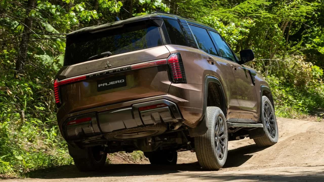 2027 Mitsubishi Pajero viewed from the rear with its clean conventional tailgate